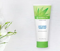 СМЯГЧАЮЩИЙ ГЕЛЬ ДЛЯ ТЕЛА HERBAL ALOE