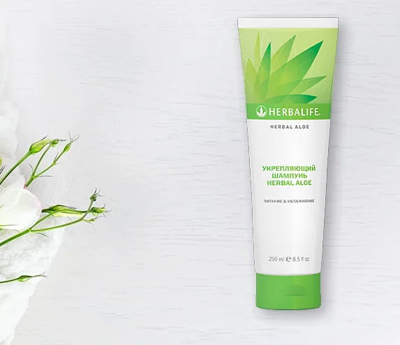 УКРЕПЛЯЮЩИЙ ШАМПУНЬ HERBAL ALOE